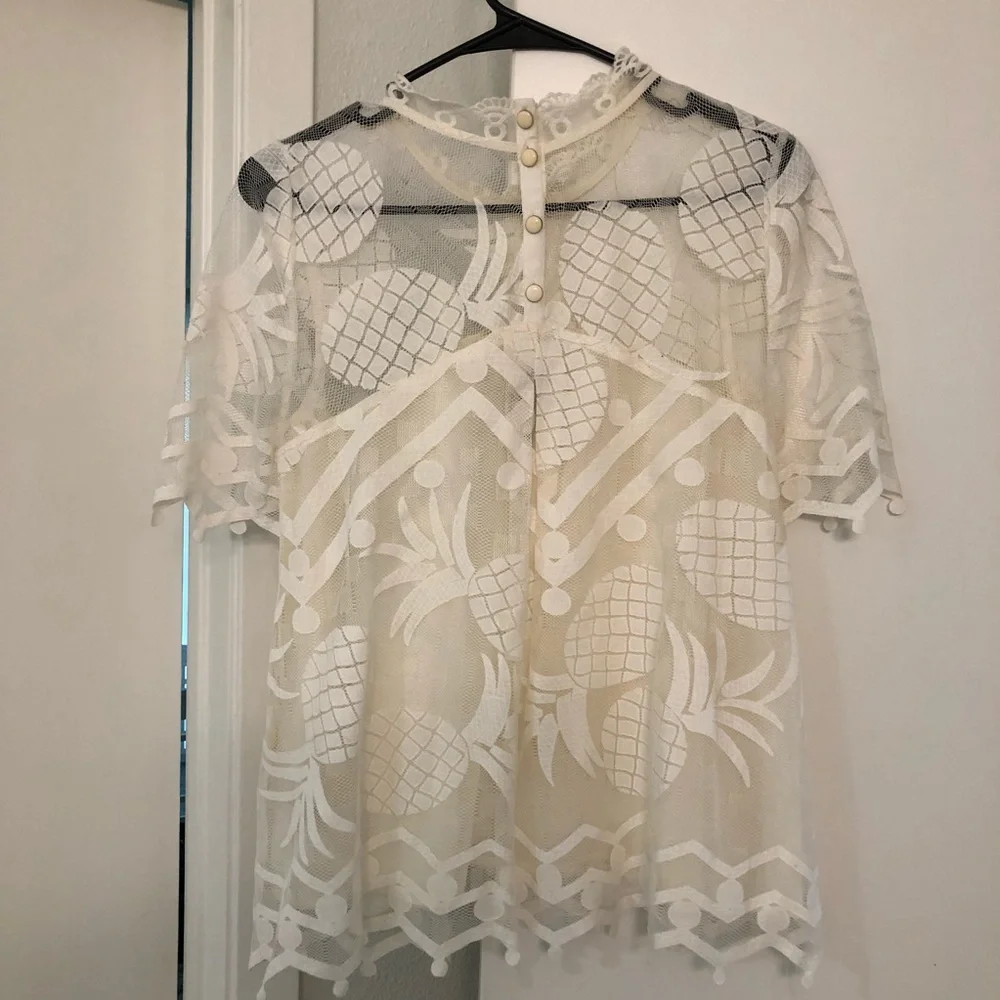 Anthropologie HD in Paris | Pineapple Lace Blouse - Picture 4 of 9